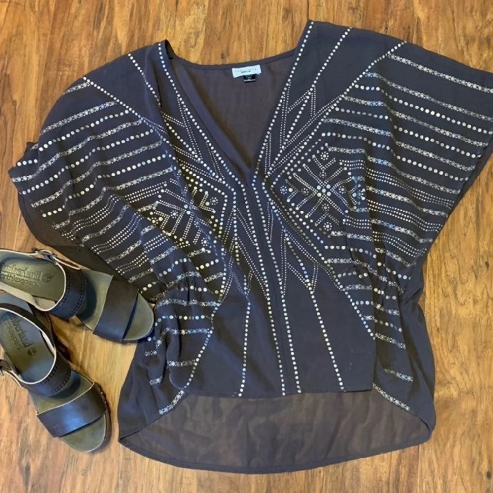 Sanctuary shear embellished xl blouse